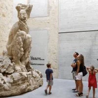 Visite famille mus&eacute;e