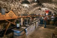 Vignobles en Sc&egrave;ne Grotte de Labeil &copy; Boris Jaladieu