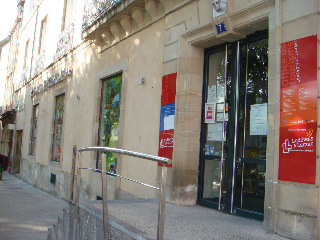 Vue extérieure de l'office de tourisme